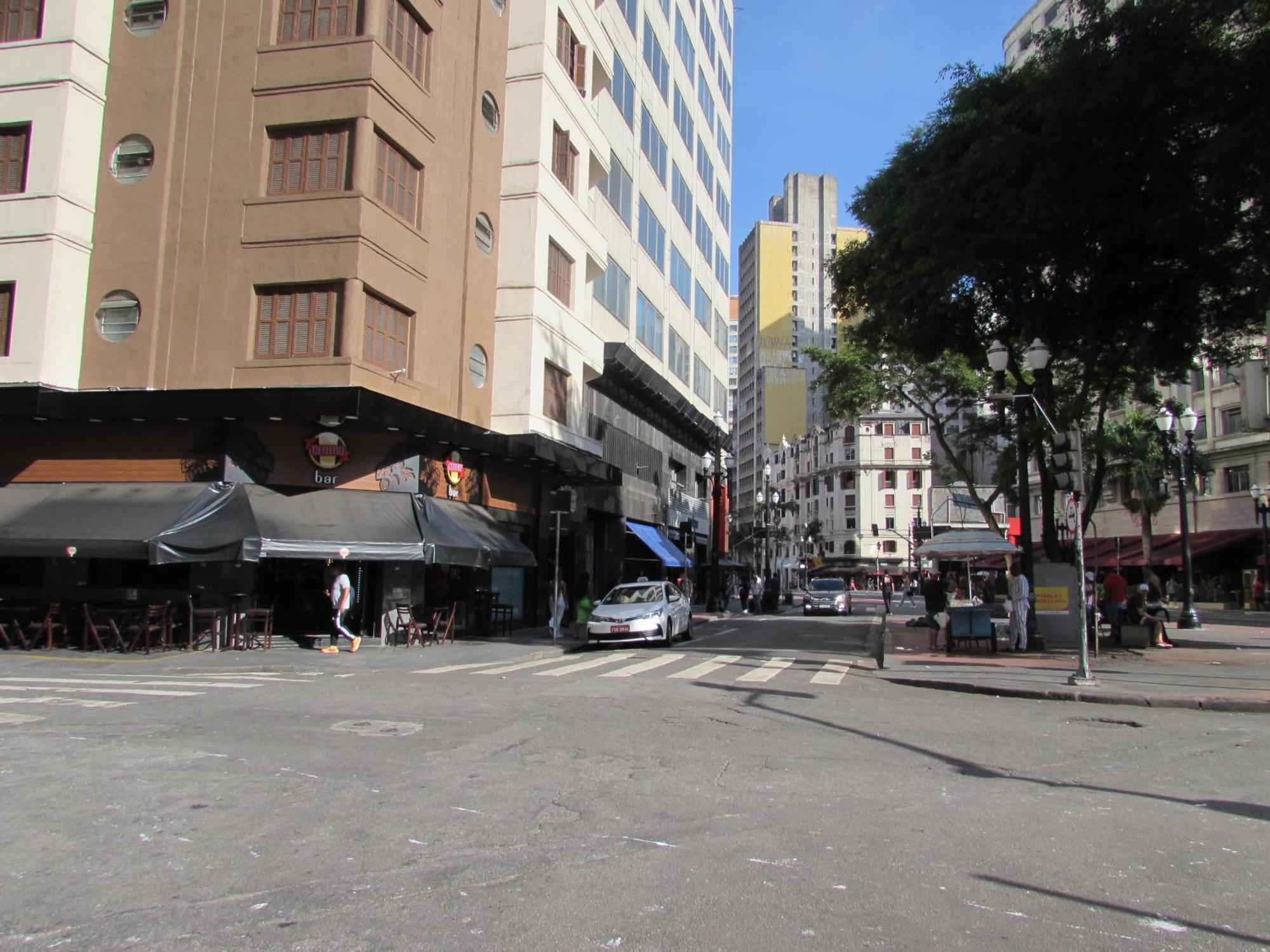 Nebias Palace Hotel Junto Da Avenida Ipiranga Com Sao Joao Em Frente Ao Bar Brahma Sp Sao Paulo Exterior foto